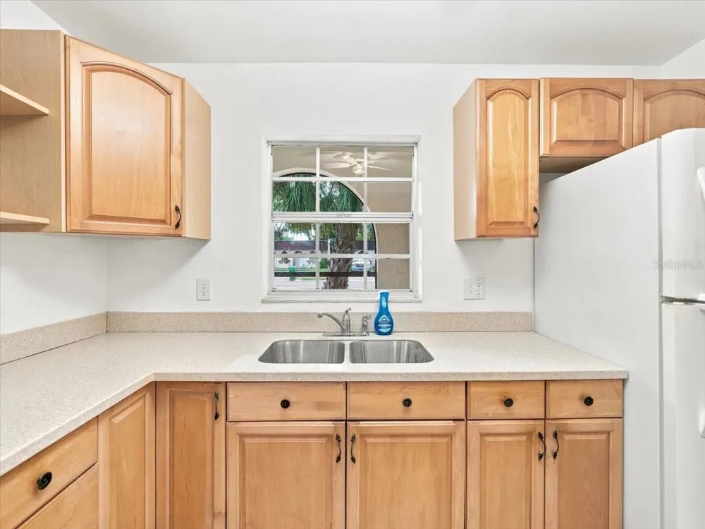 9812 85TH WAY Seminole, FL 33777