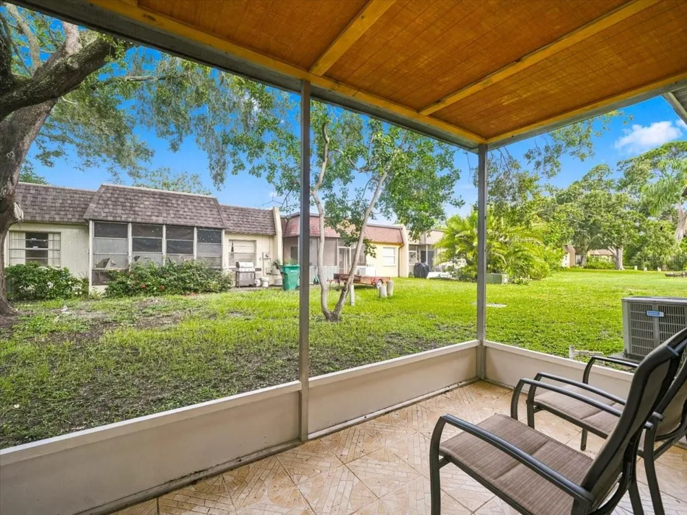 9812 85TH WAY Seminole, FL 33777