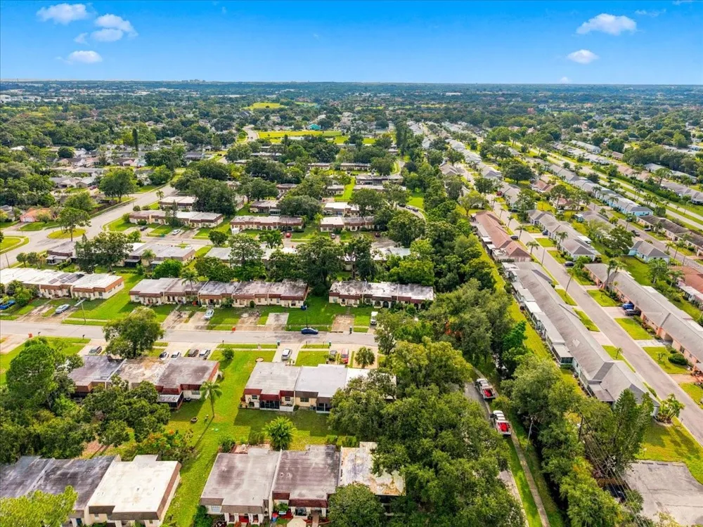 9812 85TH WAY Seminole, FL 33777