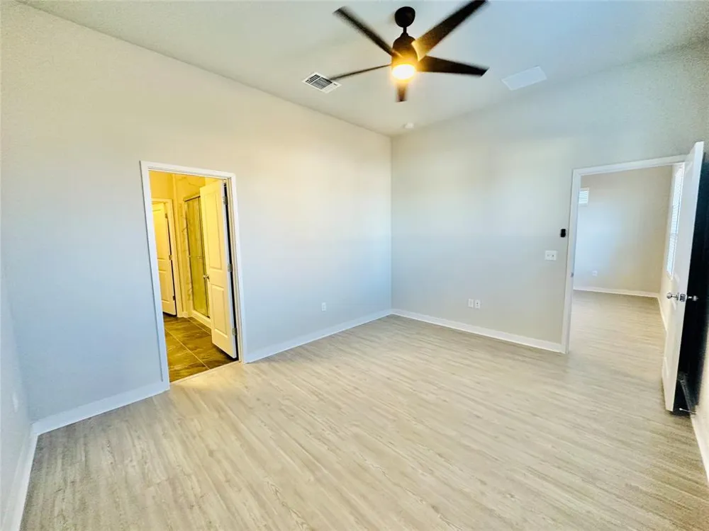 1304 Limelight Lane Pflugerville, TX 78660