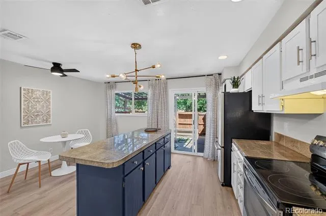 1306 S Carson Way Aurora, CO 80012