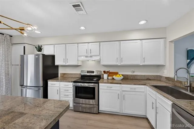 1306 S Carson Way Aurora, CO 80012