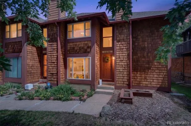 1306 S Carson Way Aurora, CO 80012
