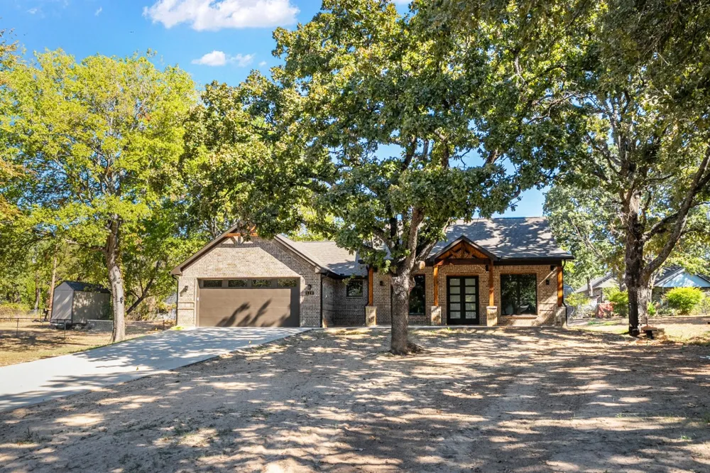 128 Autumn Wood Trail Gun Barrel City, TX 75156