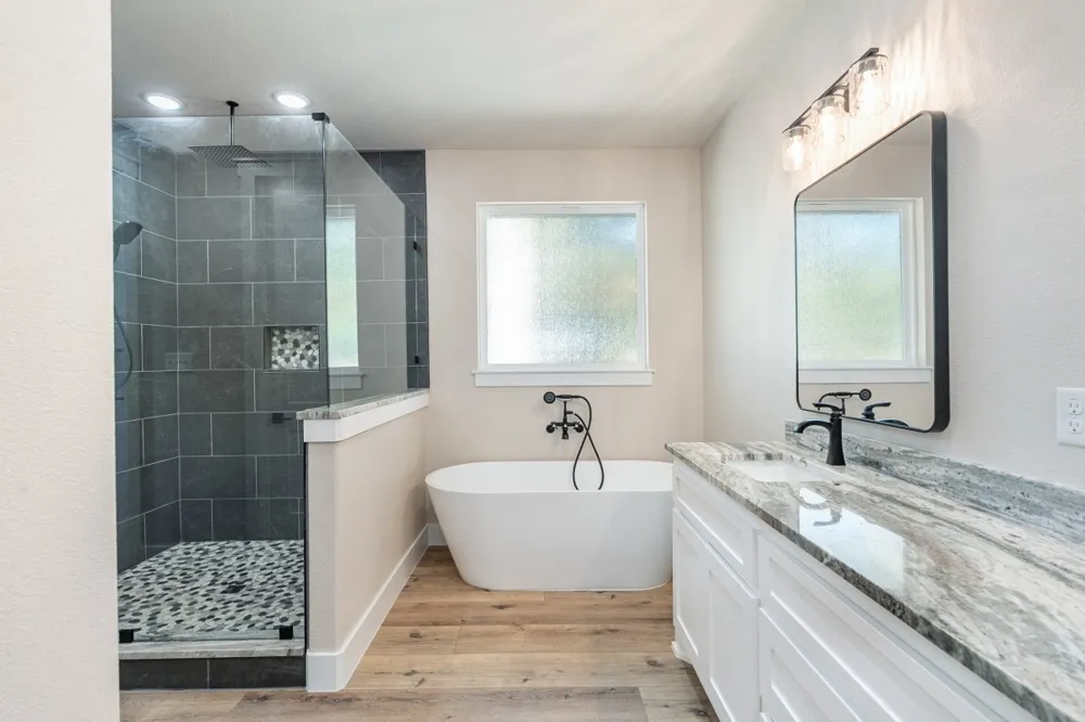 128 Autumn Wood Trail Gun Barrel City, TX 75156