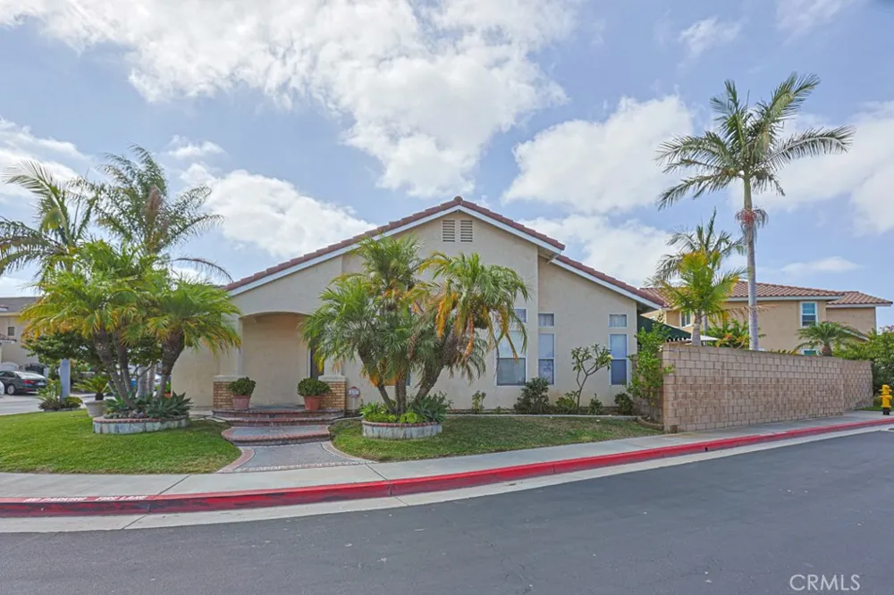 13661 Eastbridge Westminster, CA 92683