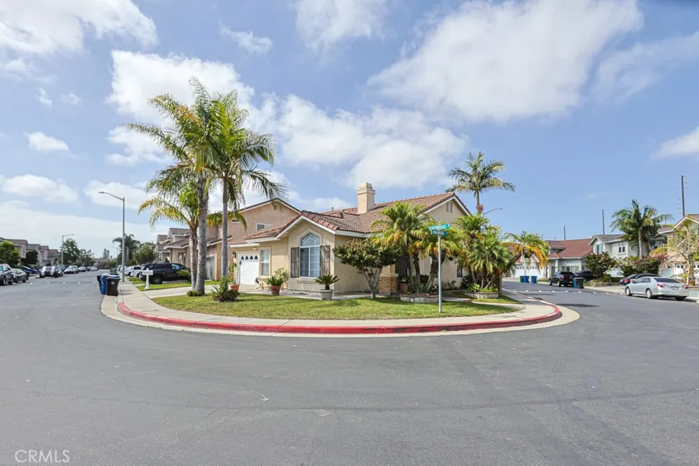 13661 Eastbridge Westminster, CA 92683