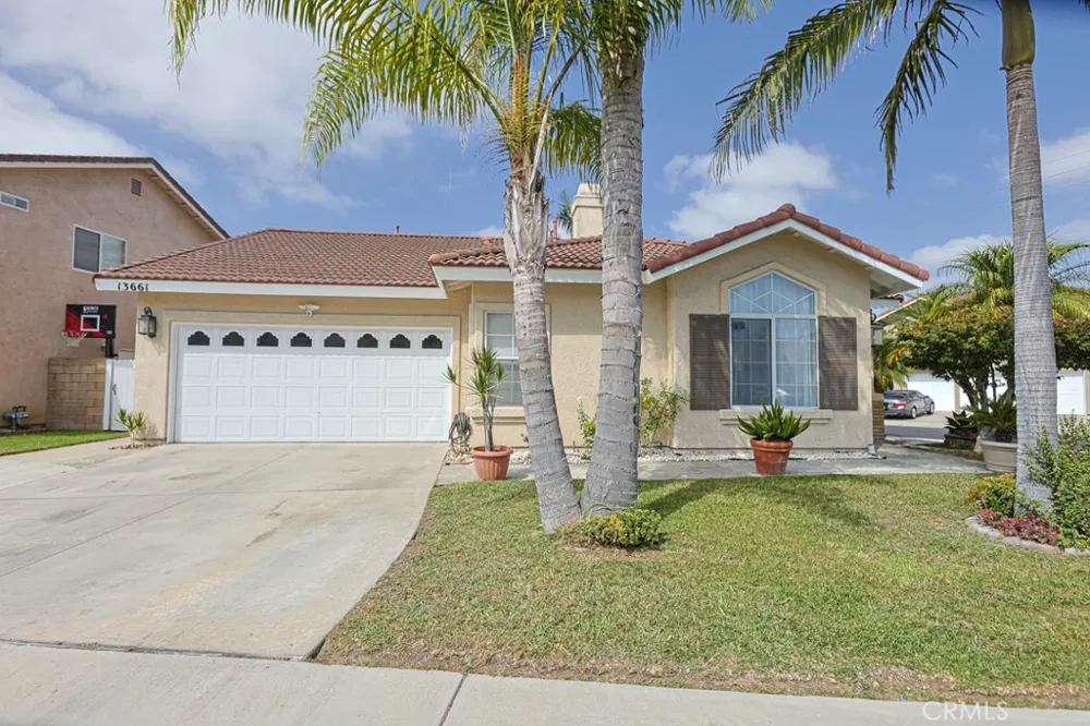 13661 Eastbridge Westminster, CA 92683