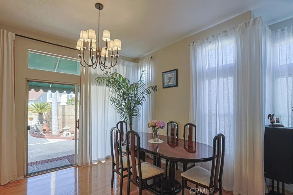 13661 Eastbridge Westminster, CA 92683