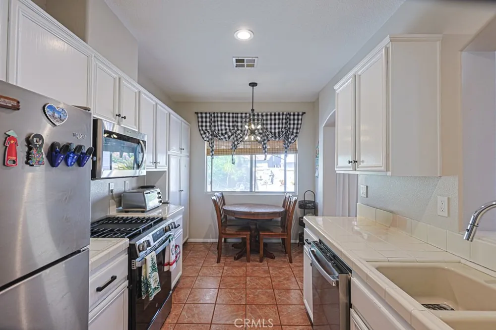 13661 Eastbridge Westminster, CA 92683