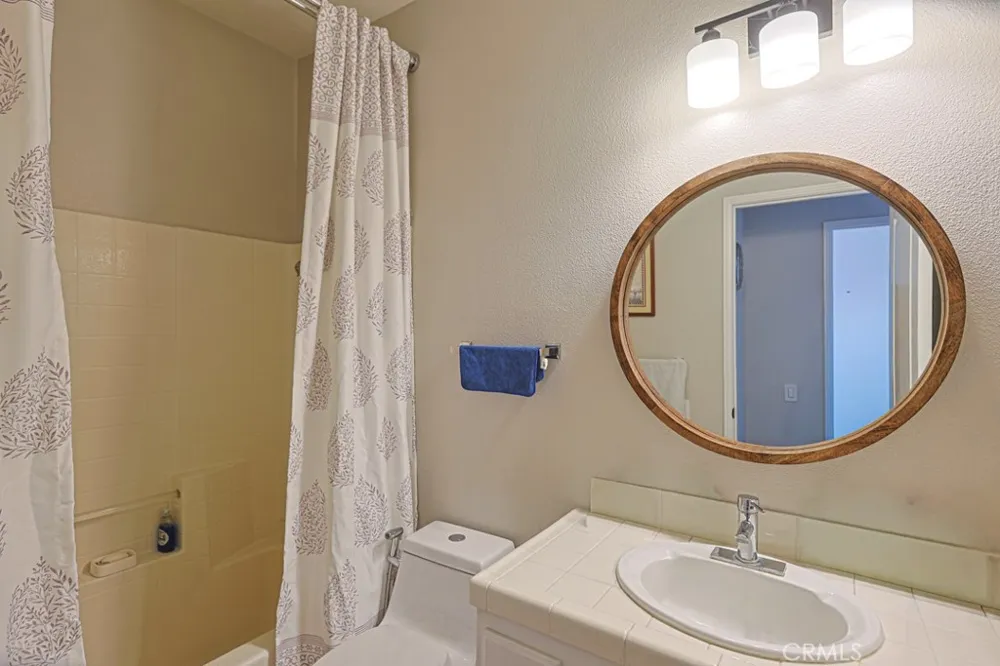 13661 Eastbridge Westminster, CA 92683