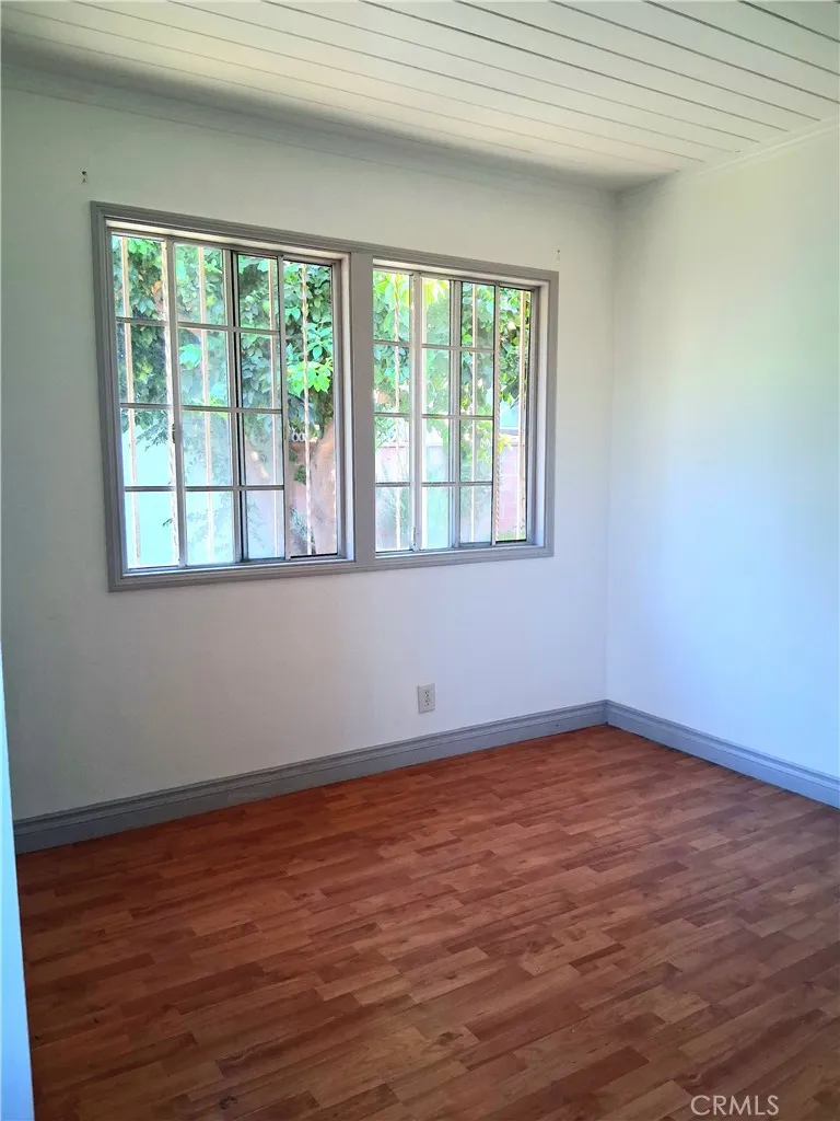 11641 State Lynwood, CA 90262