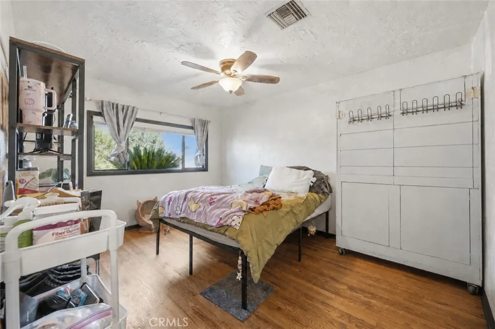 13532 Pierce St Pacoima, CA 91331