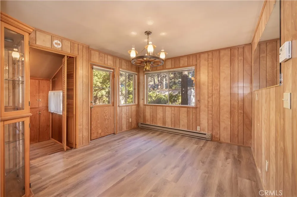 913 Tinkerbell Avenue Big Bear, CA 92314