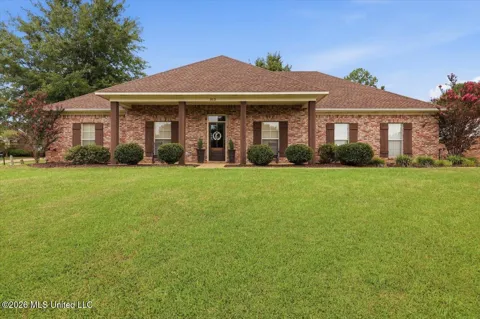 313 Hunters Ridge Drive