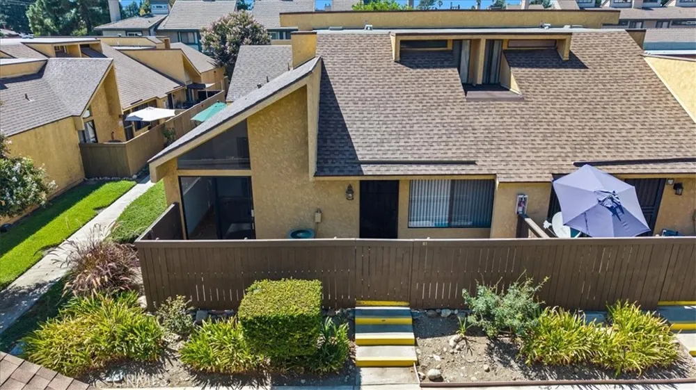 435 W 9th #B1 Upland, CA 91786