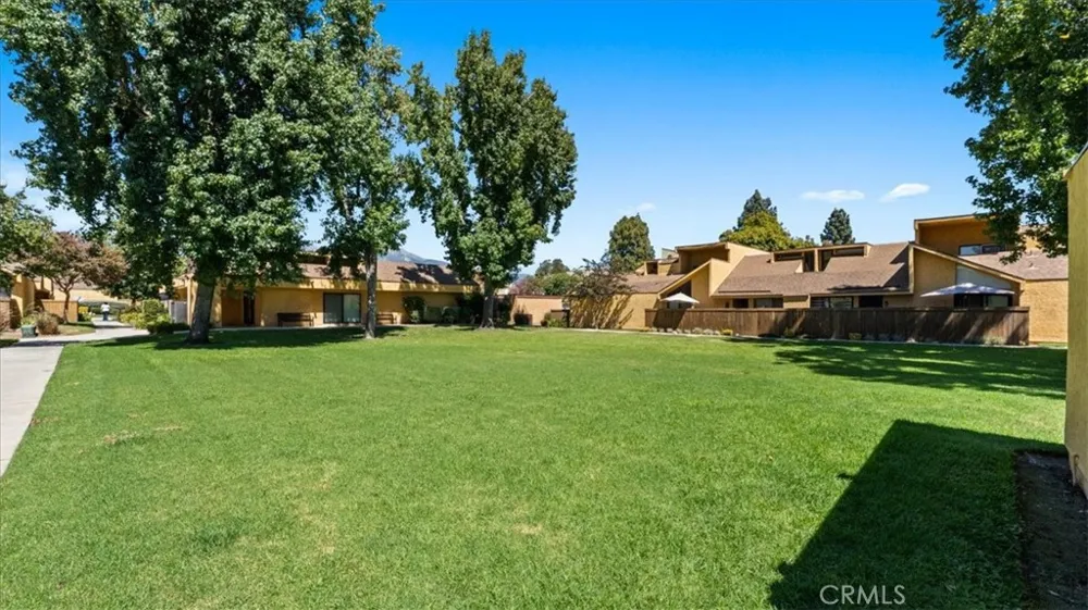 435 W 9th #B1 Upland, CA 91786