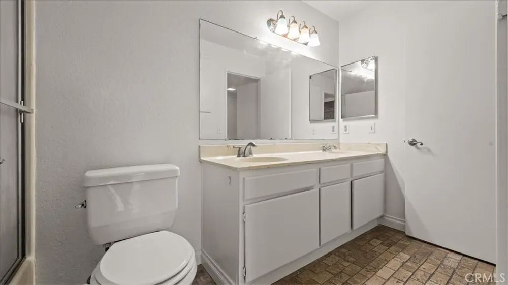 435 W 9th #B1 Upland, CA 91786