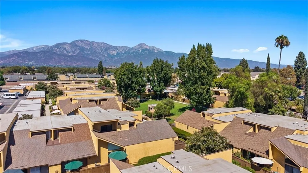 435 W 9th #B1 Upland, CA 91786