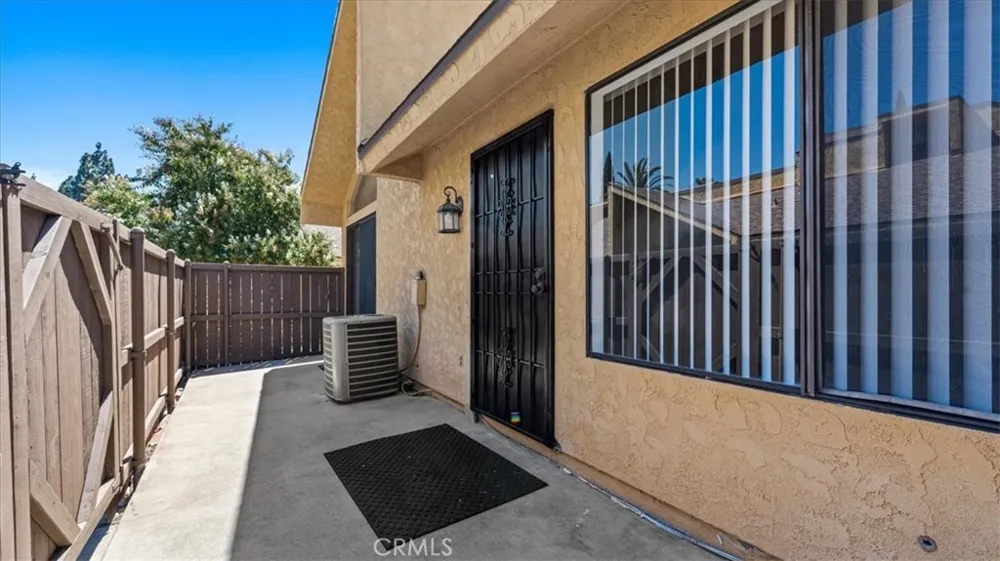 435 W 9th #B1 Upland, CA 91786