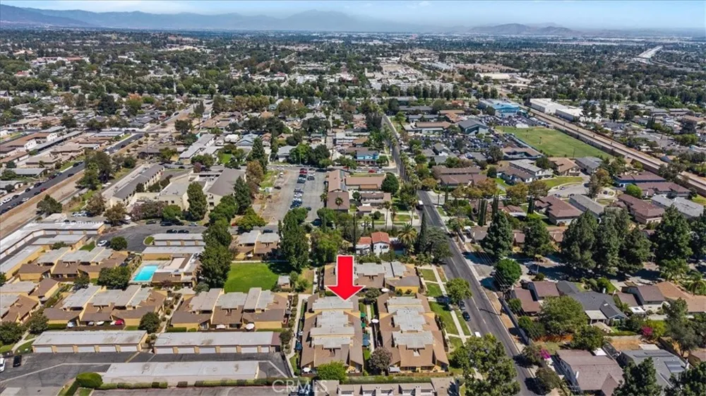 435 W 9th #B1 Upland, CA 91786
