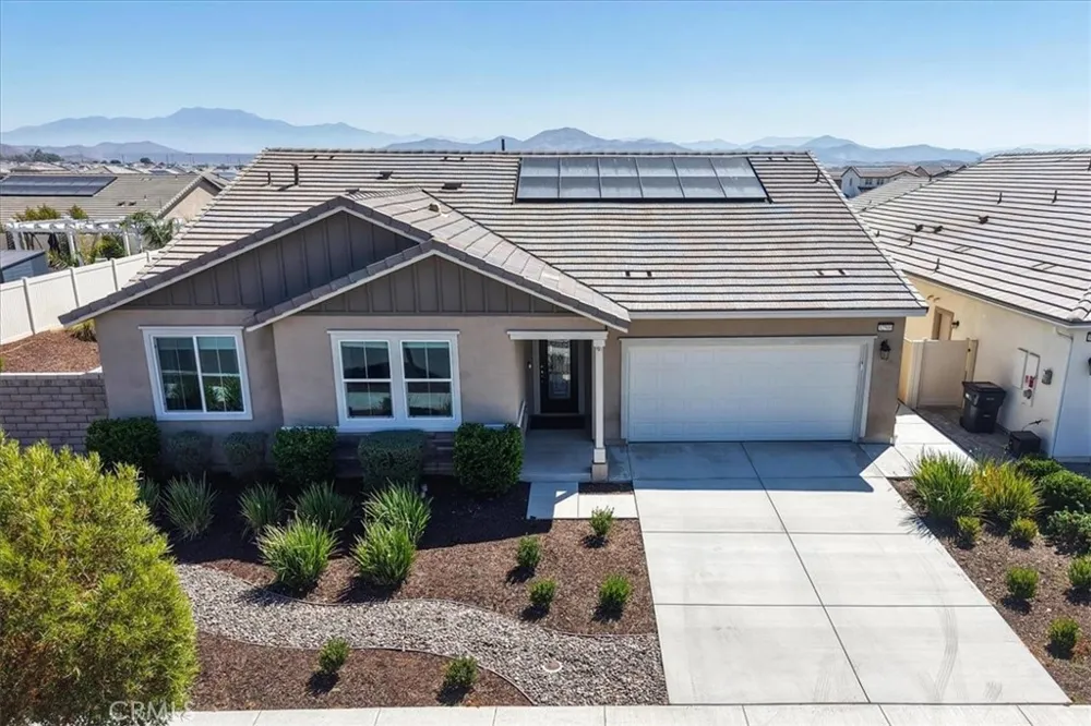 32500 Mckiernan Menifee, CA 92584