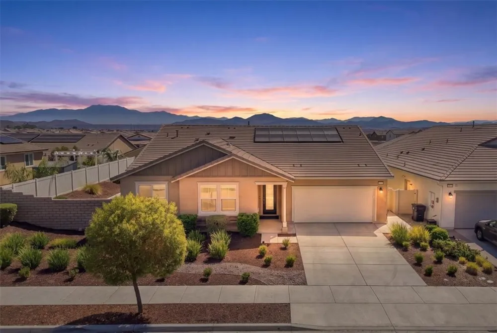 32500 Mckiernan Menifee, CA 92584