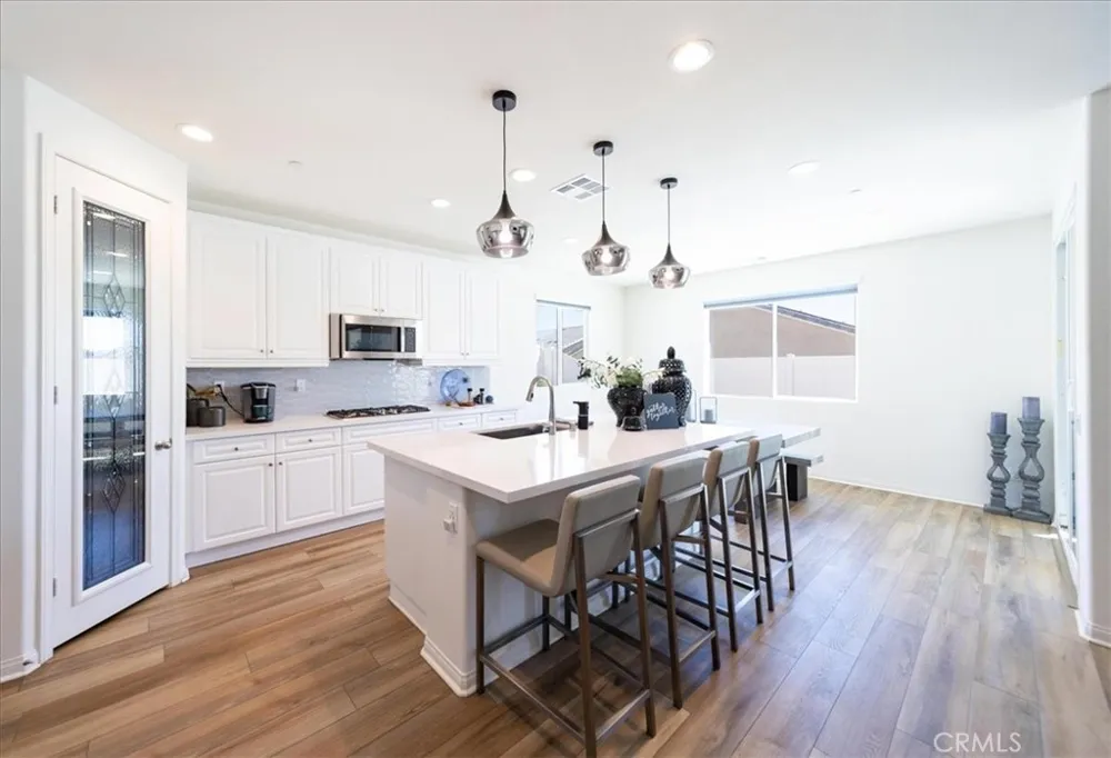 32500 Mckiernan Menifee, CA 92584