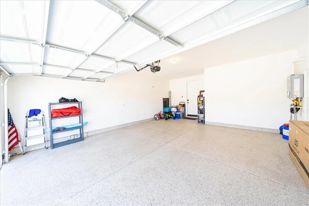 32500 Mckiernan Menifee, CA 92584