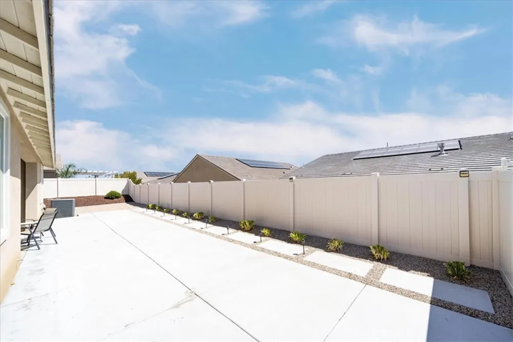 32500 Mckiernan Menifee, CA 92584