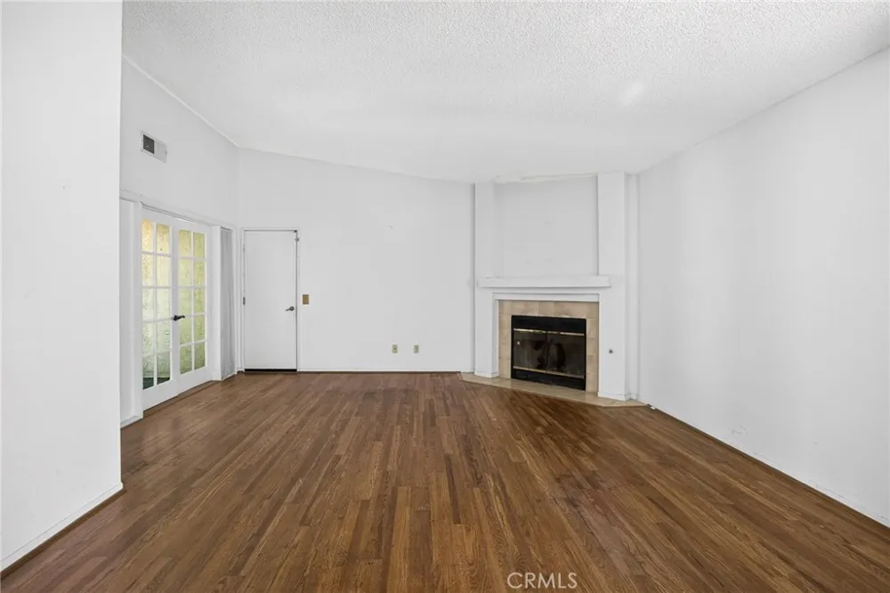 3033 W Fruitvale Hemet, CA 92545