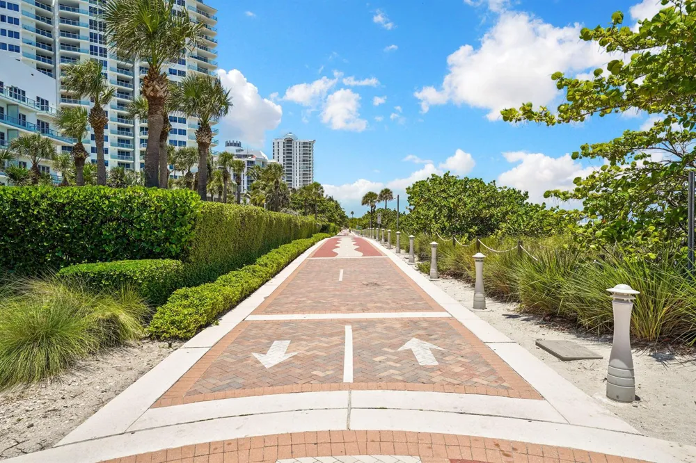 3710 Collins Avenue #N-304 Miami Beach, FL 33140