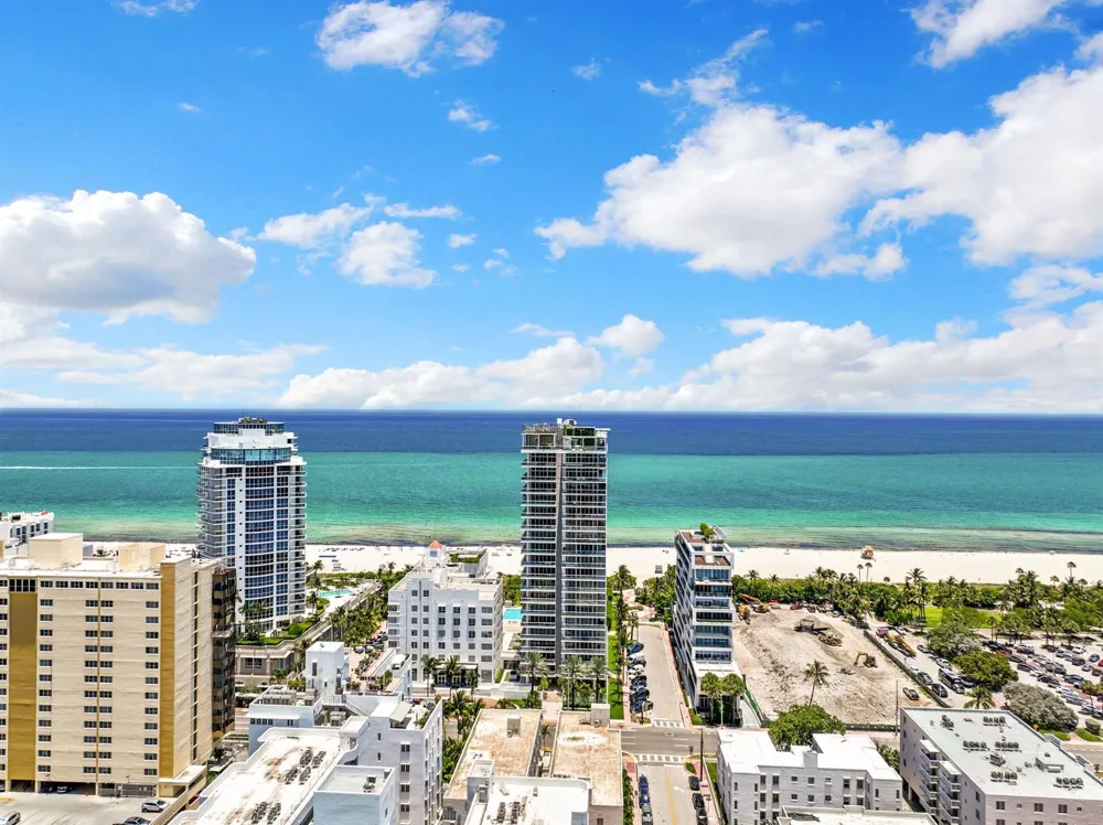 3710 Collins Avenue #N-304 Miami Beach, FL 33140