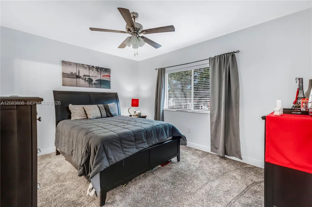 7401 Palomino Dr #114-1 Davie, FL 33024