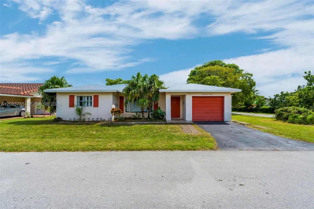 7108 NW 76th Ct Tamarac, FL 33321