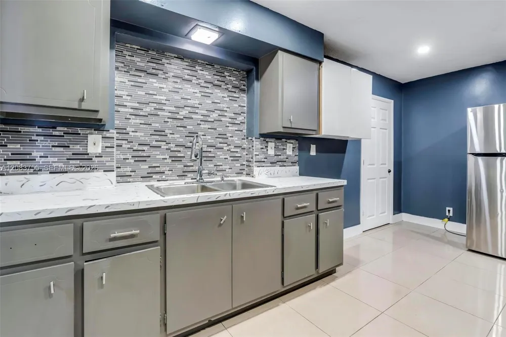 7108 NW 76th Ct Tamarac, FL 33321