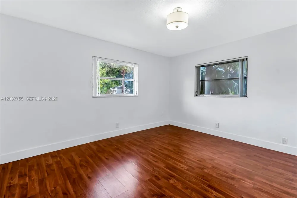 7108 NW 76th Ct Tamarac, FL 33321