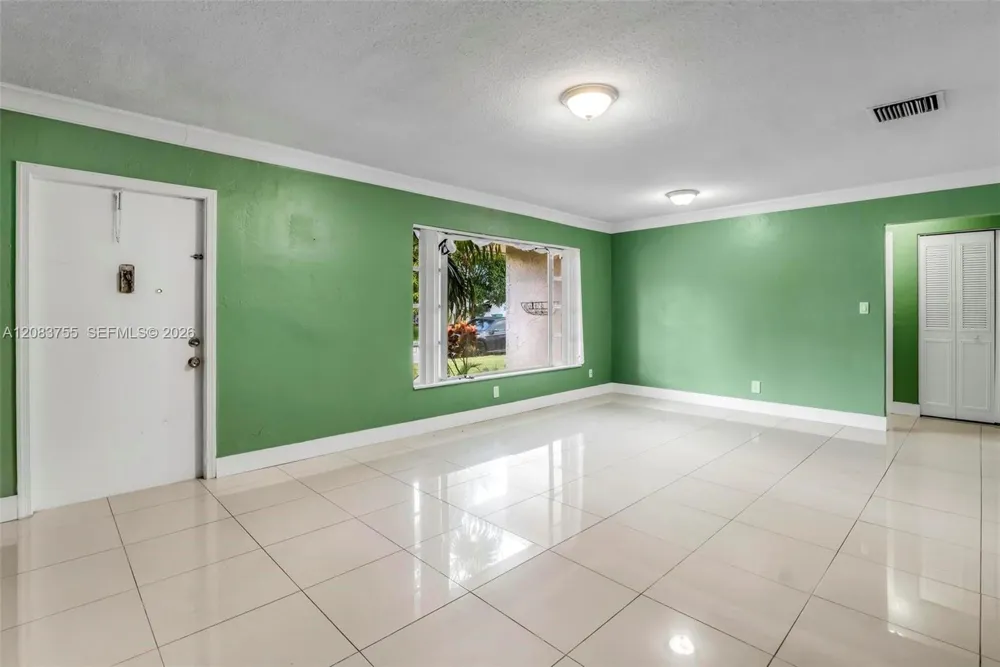 7108 NW 76th Ct Tamarac, FL 33321