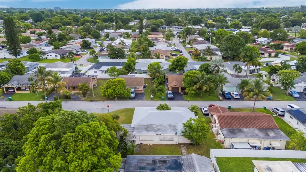 7108 NW 76th Ct Tamarac, FL 33321