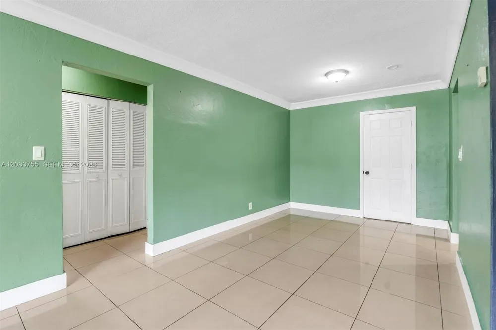 7108 NW 76th Ct Tamarac, FL 33321