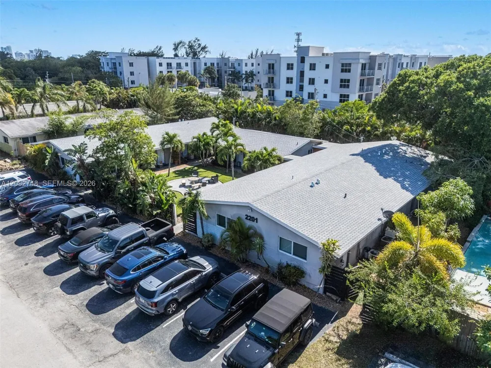 2201 NE 14th Ave #9 Wilton Manors, FL 33305