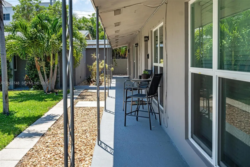 2201 NE 14th Ave #9 Wilton Manors, FL 33305