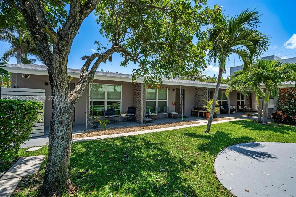 2201 NE 14th Ave #9 Wilton Manors, FL 33305