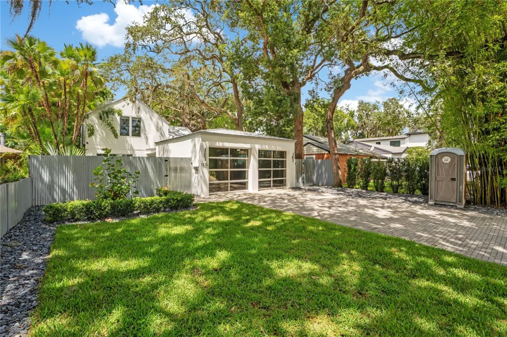 1922 HAMMERLIN AVENUE Winter Park, FL 32789