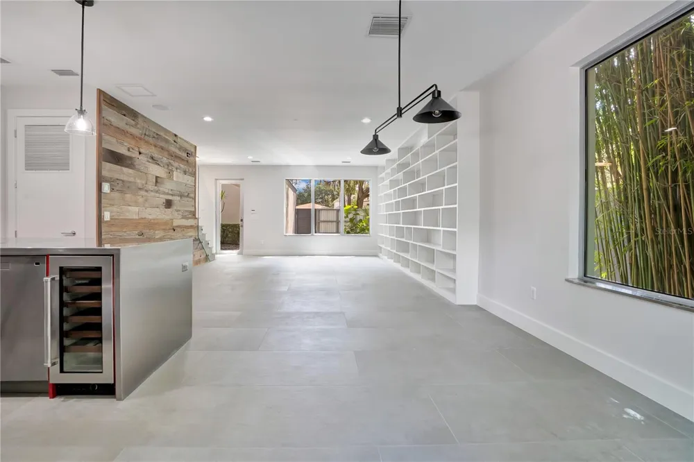 1922 HAMMERLIN AVENUE Winter Park, FL 32789