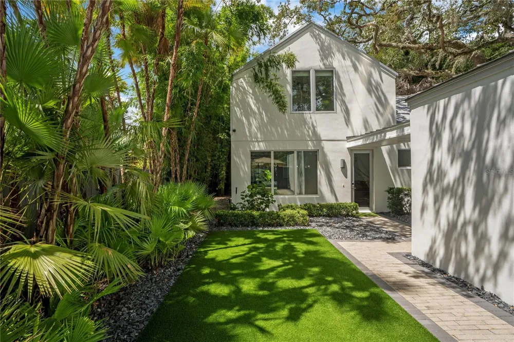 1922 HAMMERLIN AVENUE Winter Park, FL 32789