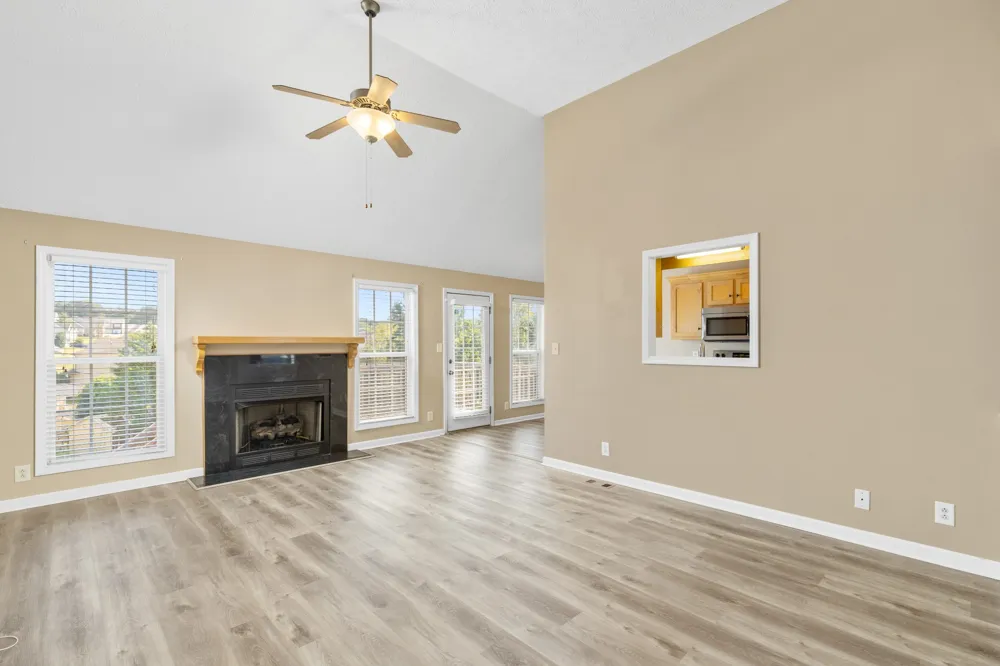 1383 Ambleside Dr Clarksville, TN 37040