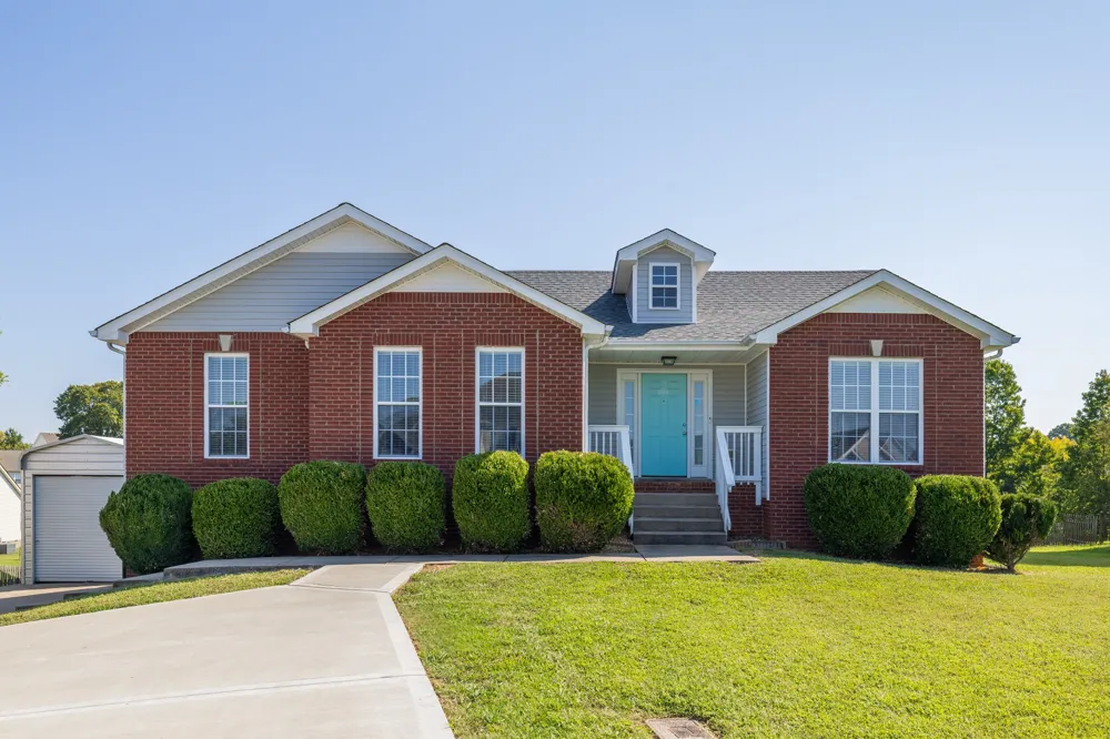 1383 Ambleside Dr Clarksville, TN 37040