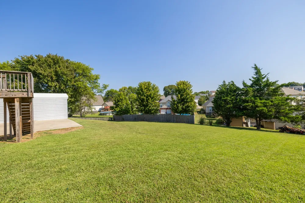 1383 Ambleside Dr Clarksville, TN 37040