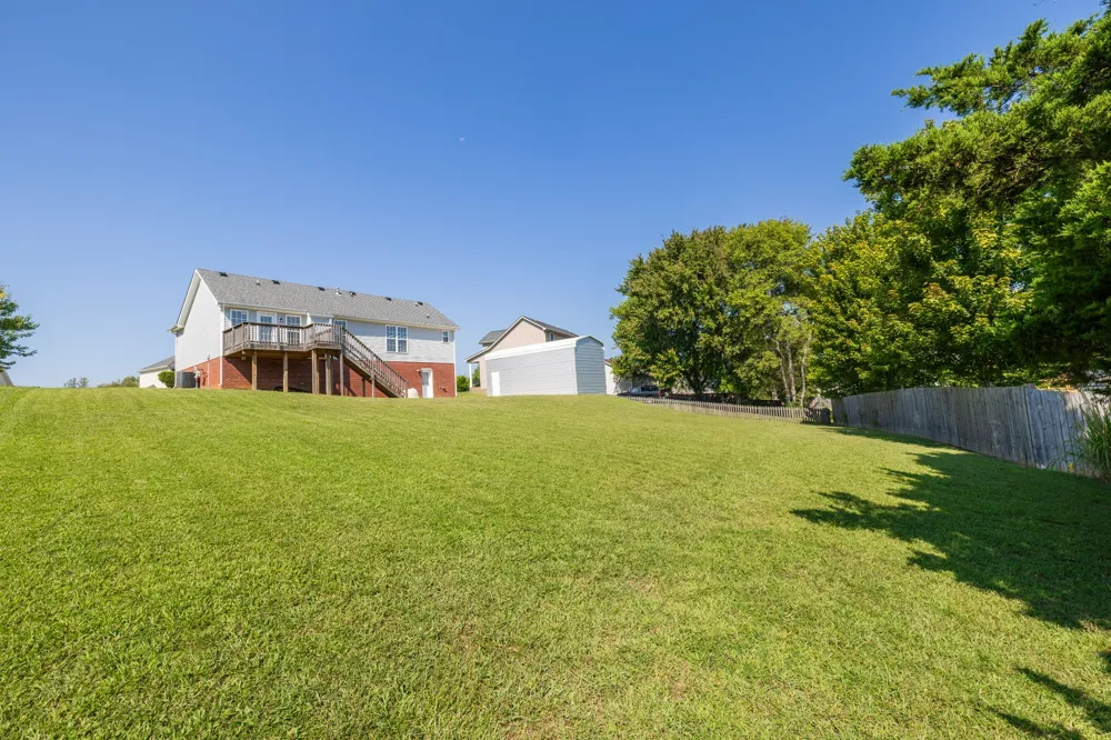 1383 Ambleside Dr Clarksville, TN 37040